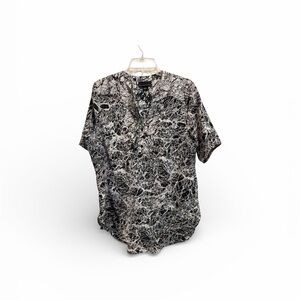 Attention Black and White Abstract Pattern blouse